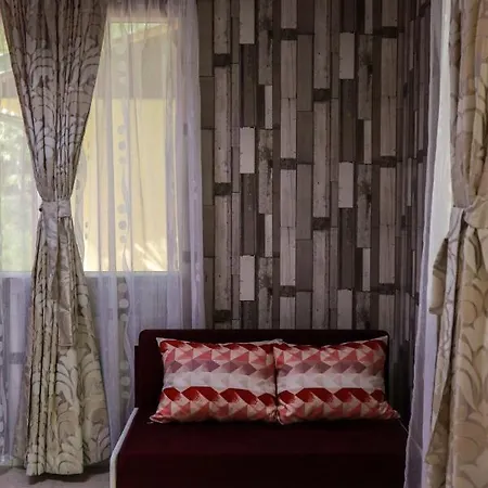 Bungalow In Lovely And Familial Area For 2 Or 3 Persons