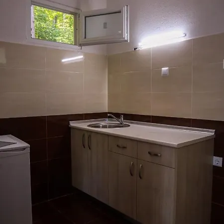 Bungalow In Lovely And Familial Area For 2 Or 3 Persons